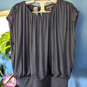 Banana Republic Large Sleeveless Top